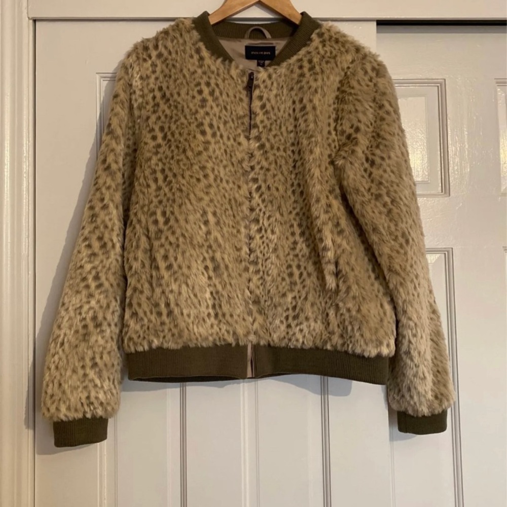 NWOT. Anthropologie bomber jacket.
